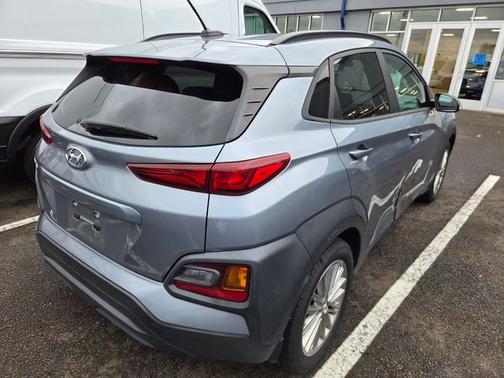 2021 Hyundai KONA SEL