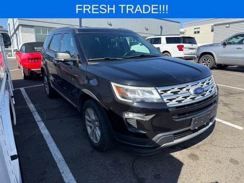 AGATE BLACK METALLIC 2019 Ford Explorer XLT