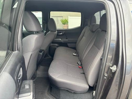 2018 Toyota Tacoma TRD OFF ROAD