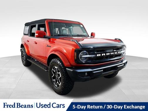 2024 Ford Bronco OUTER BANKS