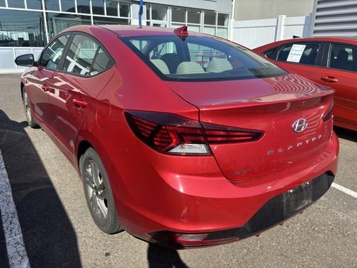 2020 Hyundai ELANTRA SEL