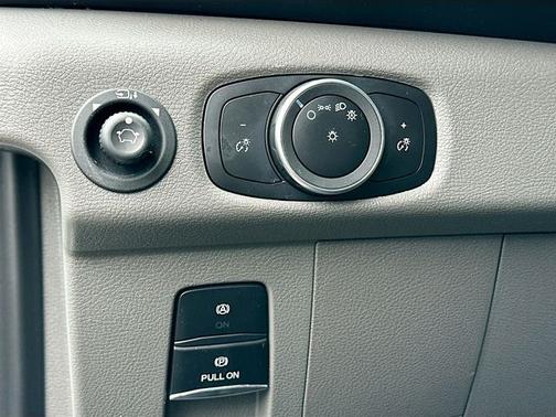 OXFORD WHITE 2023 Ford Transit-250 148 WB HIGH ROOF CREW