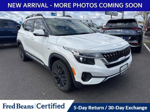 2022 Kia Seltos Nightfall