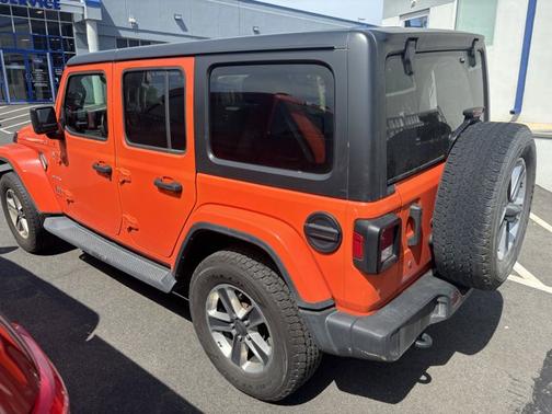 2018 Jeep Wrangler Unlimited SAHARA