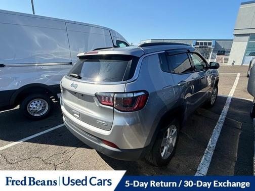 2022 Jeep Compass LATITUDE
