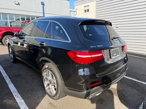 2019 Mercedes-Benz GLC 300 BASE 4MATIC