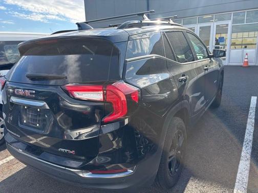 2022 GMC Terrain AT4