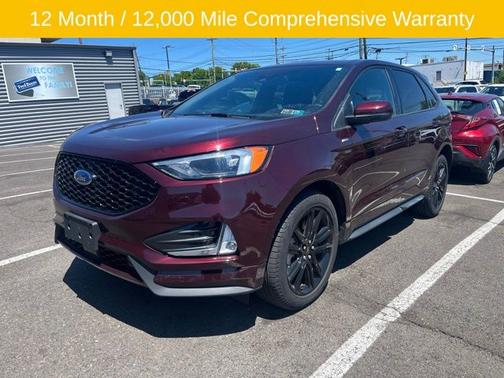 BURGUNDY VELVET MET TINT CC 2023 Ford Edge ST LINE