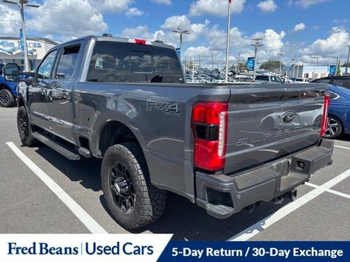 2023 Ford F-350 LARIAT SUPER DUTY