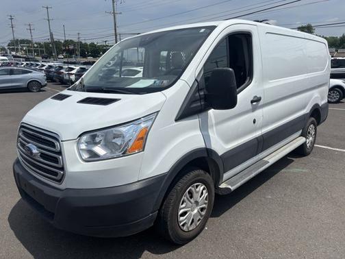 2019 Ford Transit-250 130 WB LOW ROOF CARGO