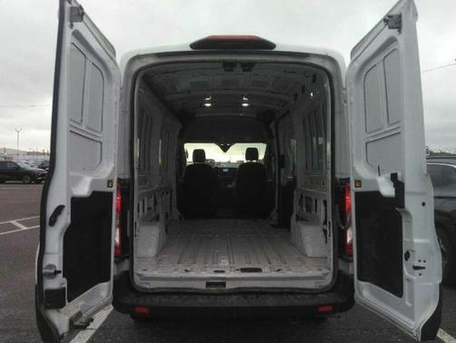2023 Ford Transit-250 BASE