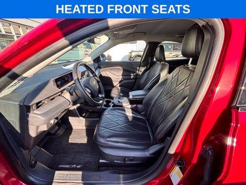 2022 Ford Mustang Mach-E SELECT