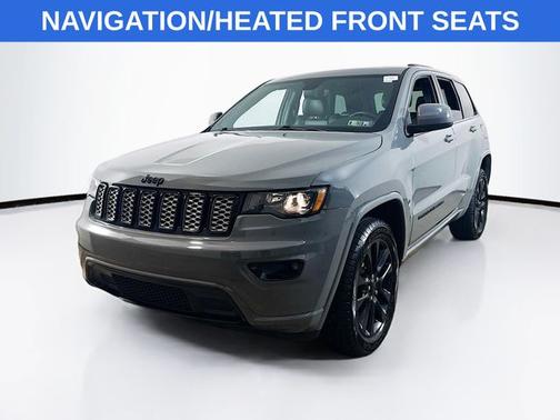 2020 Jeep Grand Cherokee LAREDO