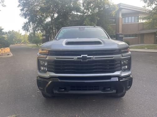 2024 Chevrolet Silverado 2500 CUSTOM