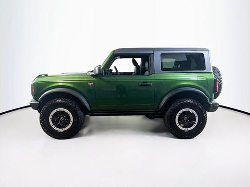 ERUPTION GREEN METALLIC 2024 Ford Bronco BADLANDS