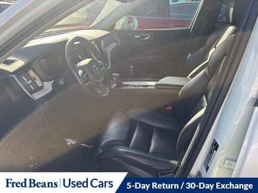 2021 Volvo XC60 T5 INSCRIPTION