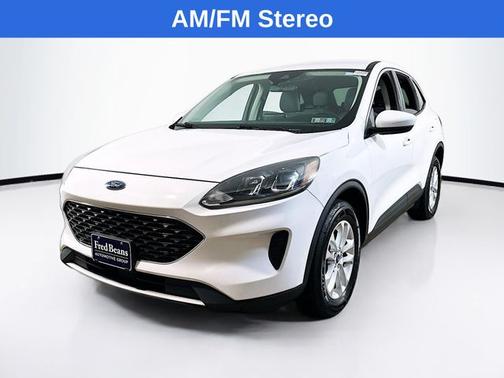OXFORD WHITE 2021 Ford Escape SE