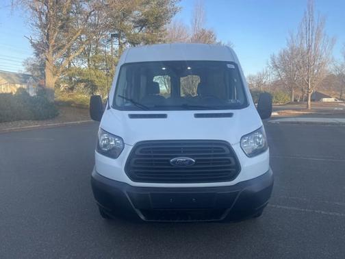 2019 Ford Transit-250 130 WB MEDIUM ROOF CARGO