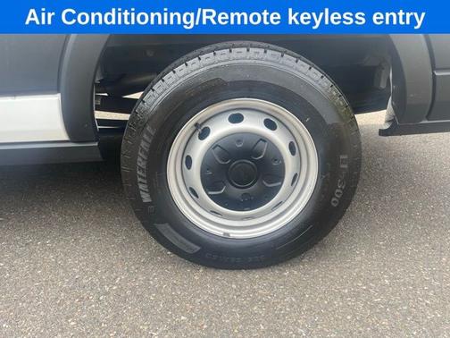 2023 Ford Transit-250 BASE