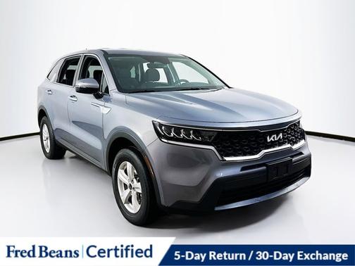 2022 Kia Sorento LX