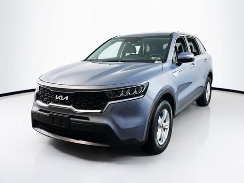 2022 Kia Sorento LX