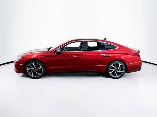 2023 Hyundai SONATA SEL PLUS