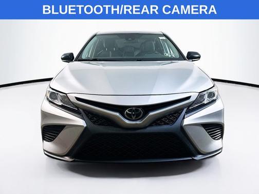 2020 Toyota Camry SE NIGHTSHADE