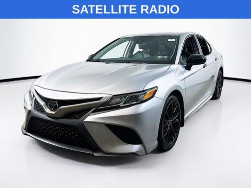 2020 Toyota Camry SE NIGHTSHADE