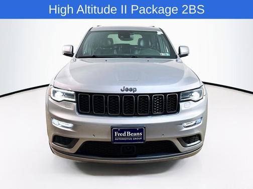 Billet Silver Metallic Clearcoat 2018 Jeep Grand Cherokee OVERLAND