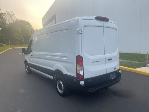 2019 Ford Transit-250 148 WB MEDIUM ROOF CARGO