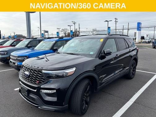 2022 Ford Explorer ST