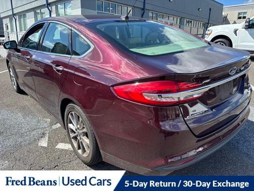 2017 Ford Fusion SE