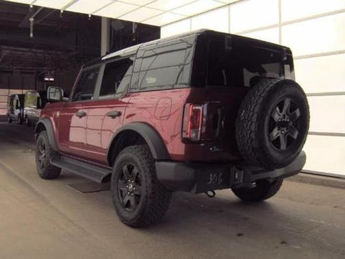 RUBY RED MET TNTD CLEARCOAT 2025 Ford Bronco BIG BEND