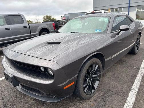 2016 Dodge Challenger SXT