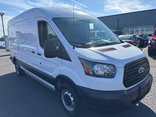 2019 Ford Transit-250 148 WB MEDIUM ROOF CARGO