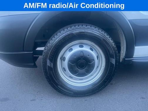 2019 Ford Transit-250 148 WB MEDIUM ROOF CARGO