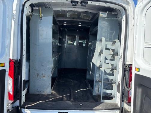 2019 Ford Transit-250 148 WB MEDIUM ROOF CARGO