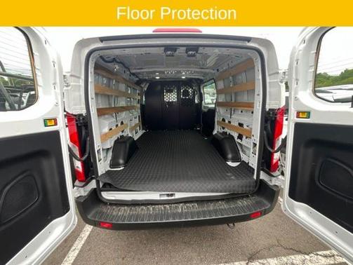 OXFORD WHITE 2025 Ford Transit-250 BASE