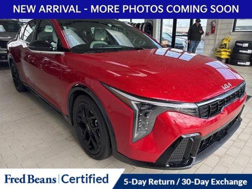 2025 Kia K4 GT-Line Turbo