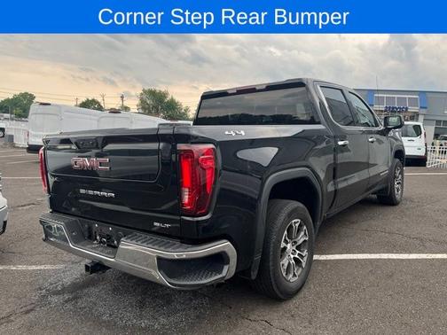 Onyx Black 2025 GMC Sierra 1500 SLT