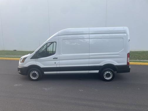 2023 Ford Transit-250 148 WB HIGH ROOF CARGO
