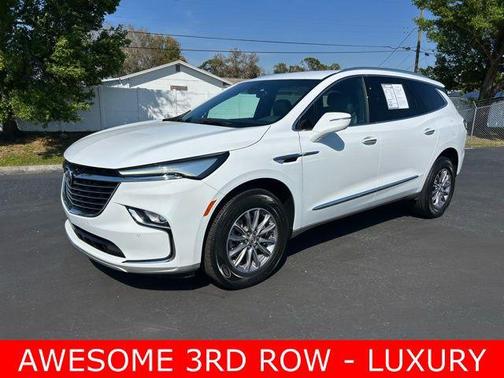 2023 Buick Enclave Essence FWD