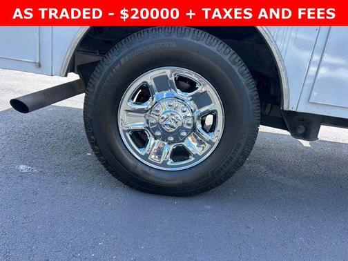 Bright White Clearcoat 2022 RAM 2500 Tradesman Crew Cab 4x2 8' Box