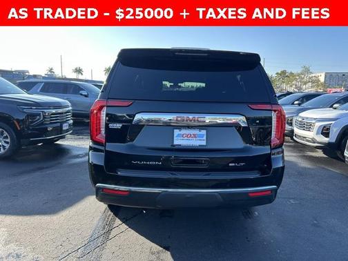 2022 GMC Yukon XL SLT
