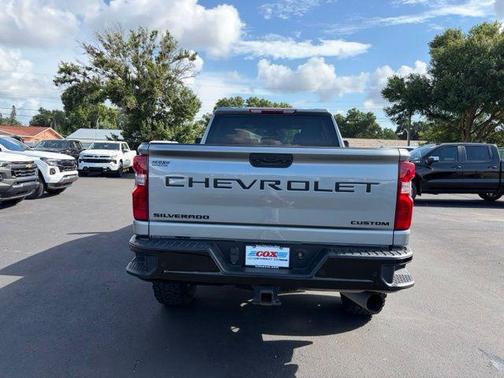 Sterling Gray Metallic 2024 Chevrolet Silverado 2500 Custom