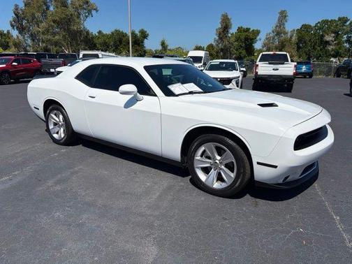 White Knuckle Clearcoat 2023 Dodge Challenger SXT