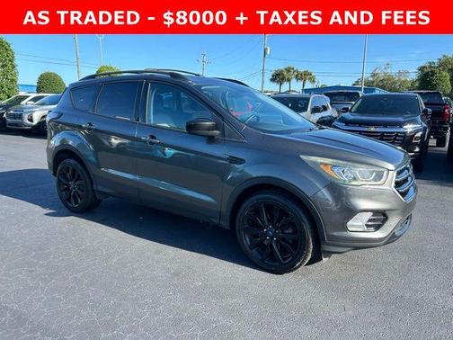 Magnetic 2017 Ford Escape SE