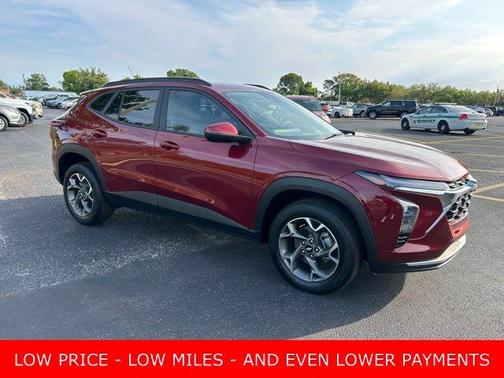 2025 Chevrolet Trax LT