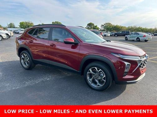 2025 Chevrolet Trax LT