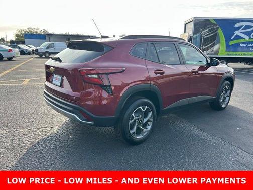 2025 Chevrolet Trax LT